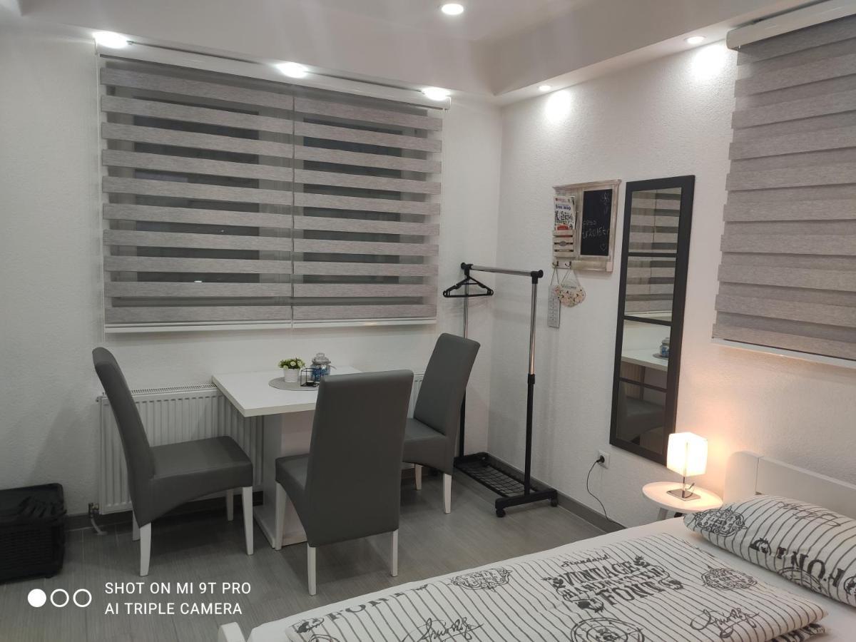 Apartments Airport Inn Dubrave Gornje Εξωτερικό φωτογραφία