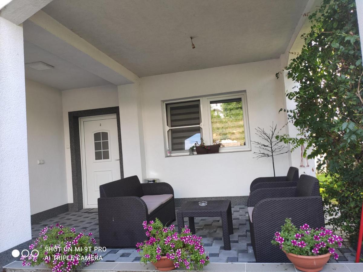 Apartments Airport Inn Dubrave Gornje Εξωτερικό φωτογραφία